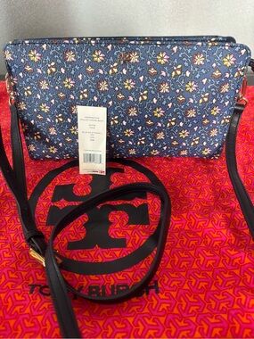 Authentic Tory Burch Kerrington blue floral Wallet Crossbody convertible clutch